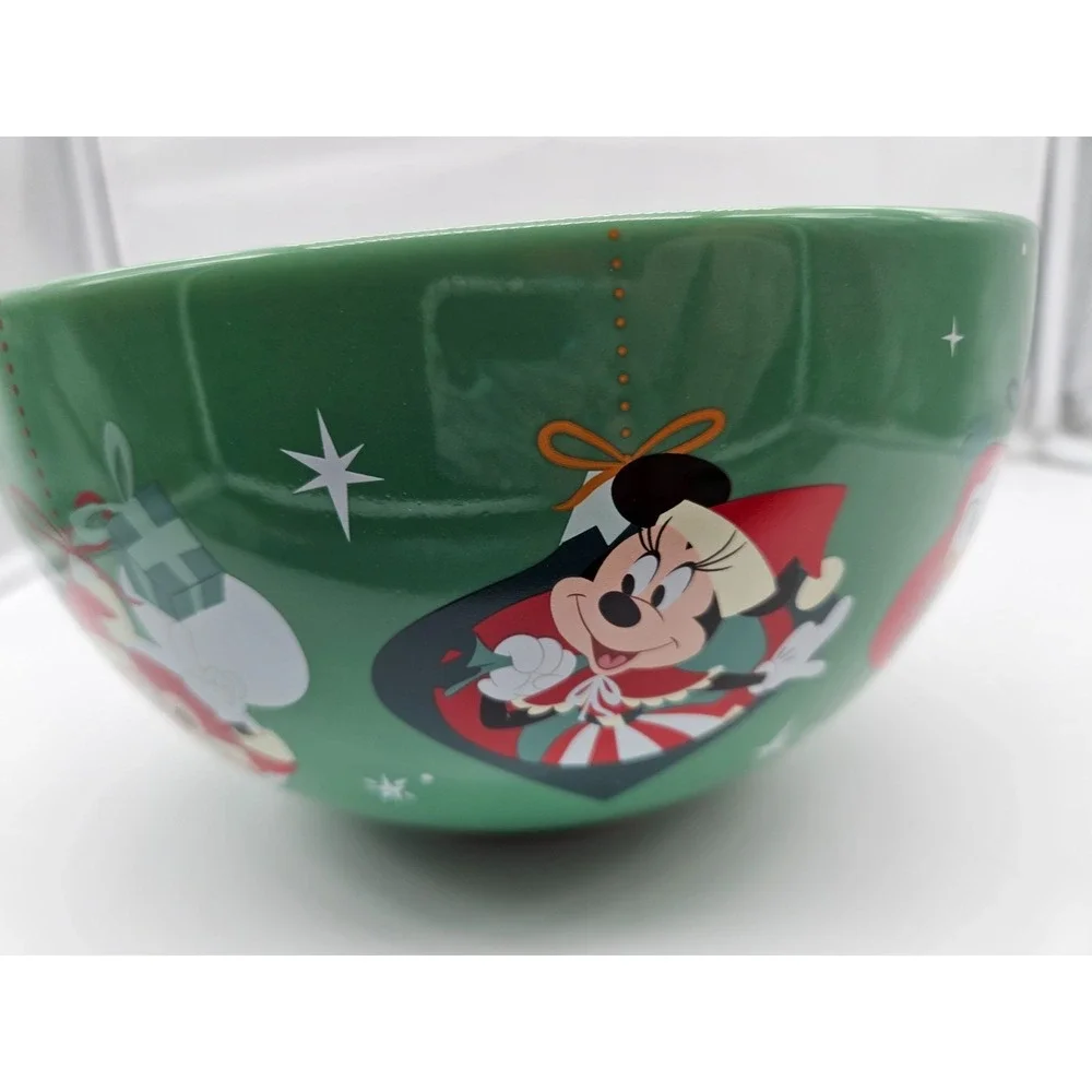 Disney Christmas Serving Bowl‎ Green Mickey Minnie Goofy Donald Holiday Ceramic